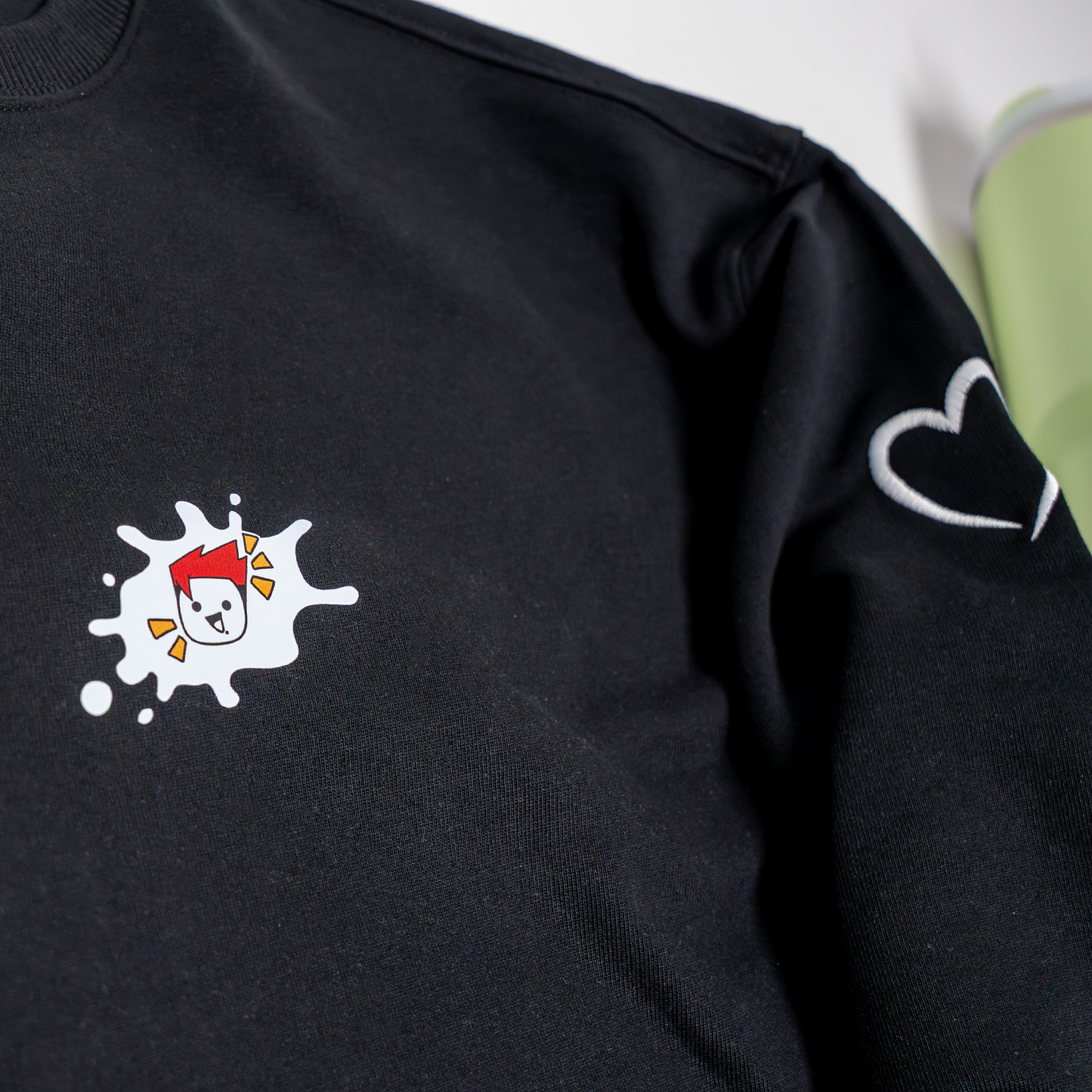 Sweater: “Art Heart”