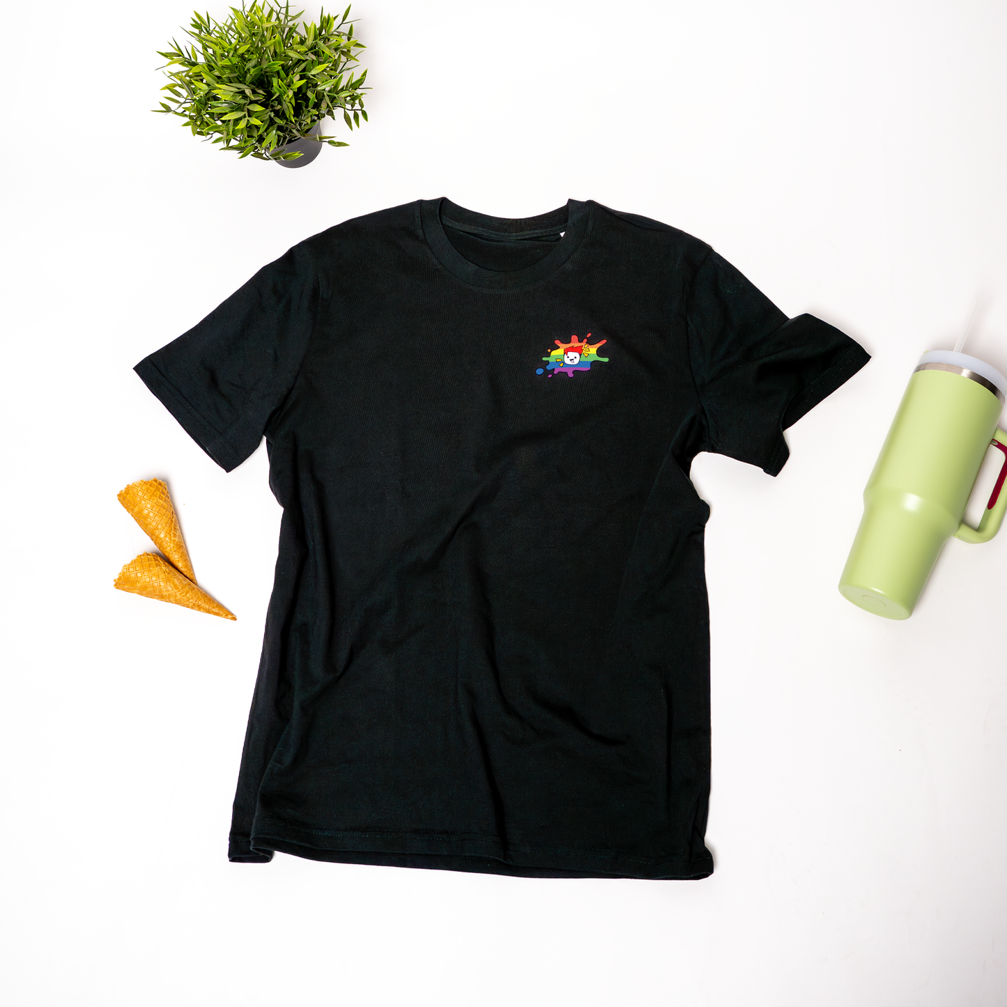 T-Shirt: „Queer Art Heart“